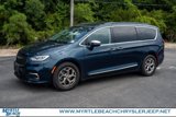 Used 2022 Chrysler Pacifica Limited image 2