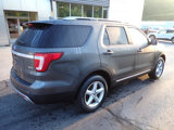 Used 2016 Ford Explorer XLT w/ Equipment Group 202A image 2