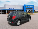 Used 2021 Chevrolet Trax LT w/ LT Convenience Package image 5