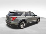 Used 2020 Ford Explorer XLT w/ Equipment Group 202A image 4