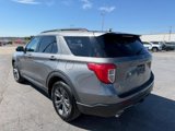 Used 2021 Ford Explorer XLT w/ Equipment Group 202A image 5