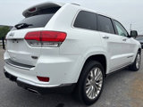 Used 2017 Jeep Grand Cherokee Summit image 3