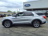 Used 2023 Ford Explorer XLT w/ Equipment Group 202A image 6