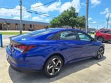 Used 2023 Hyundai Elantra SEL w/ Convenience Package image 5