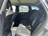 Used 2018 Volvo XC60 T5 Momentum w/ Convenience Package image 4