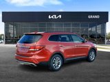 Used 2017 Hyundai Santa Fe SE image 5