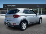 Certified 2023 Hyundai Venue SE image 3