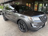 Used 2017 Ford Explorer XLT w/ Equipment Group 202A image 4