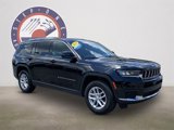 Used 2023 Jeep Grand Cherokee L Laredo image 2