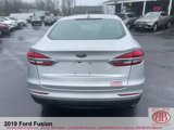 Used 2019 Ford Fusion SE image 4