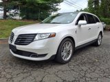 Used 2019 Lincoln MKT AWD image 5