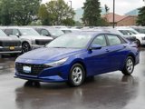 Certified 2023 Hyundai Elantra SE image 3