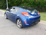 Used 2017 Hyundai Veloster Value Edition image 3