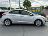 Used 2017 Hyundai Elantra GT image 2