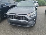 Used 2021 Toyota RAV4 XLE Premium image 4