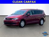 Used 2023 Chrysler Voyager LX image 3