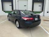 Used 2020 Toyota Camry LE image 5