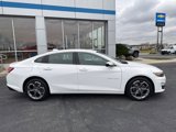 Used 2020 Chevrolet Malibu LT image 2