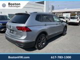Certified 2022 Volkswagen Tiguan SE image 4