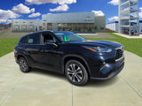 Used 2023 Toyota Highlander L image 4