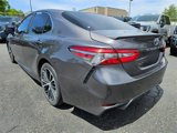 Used 2018 Toyota Camry SE image 3