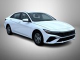 New 2025 Hyundai Elantra SE image 3
