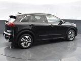 Used 2022 Kia Niro EX w/ Cold Weather Package image 4