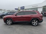 Used 2019 Jeep Cherokee Limited w/ Technology Group image 2