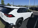 Used 2019 Toyota RAV4 LE image 4