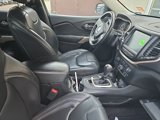 Used 2018 Jeep Cherokee Limited image 2