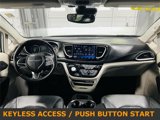 Used 2021 Chrysler Pacifica Touring-L image 4