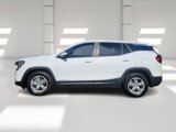 Used 2024 GMC Terrain SLE image 4