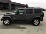Used 2014 Jeep Wrangler Unlimited Sahara image 2