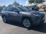 Used 2019 Toyota RAV4 XLE Premium image 2