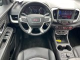 Used 2024 GMC Terrain SLT image 4