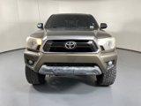 Used 2012 Toyota Tacoma PreRunner image 2