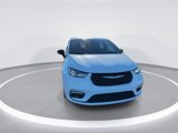 New 2025 Chrysler Pacifica Select image 3