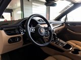 Used 2025 Porsche Macan image 4
