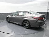 Used 2023 Toyota Camry SE image 6