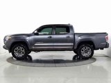 Used 2019 Toyota Tacoma Limited image 5