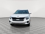 Used 2021 Kia Seltos EX image 3