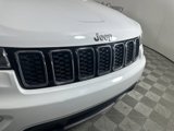 Used 2020 Jeep Grand Cherokee Laredo image 5