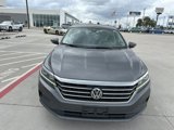 Used 2020 Volkswagen Passat 2.0T SE image 3