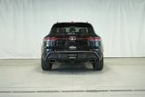 New 2025 Porsche Macan image 4