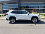 Used 2022 Toyota RAV4 XLE Premium image 2