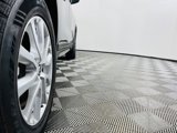 Used 2018 Nissan Rogue SV image 5