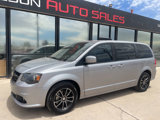 Used 2018 Dodge Grand Caravan SE image 3