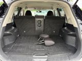 Used 2018 Nissan Rogue SV w/ Premium Package image 4