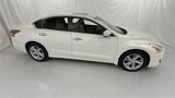 Used 2015 Nissan Altima 2.5 SL w/ Technology Package image 2