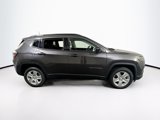 Used 2022 Jeep Compass Latitude w/ Convenience Group image 4